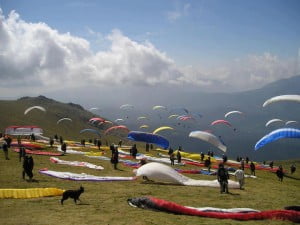 Bir Billling paragliding in Himachal best packages